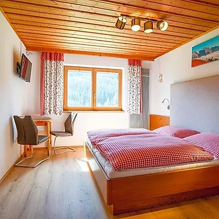 Hotel Mittereggalm